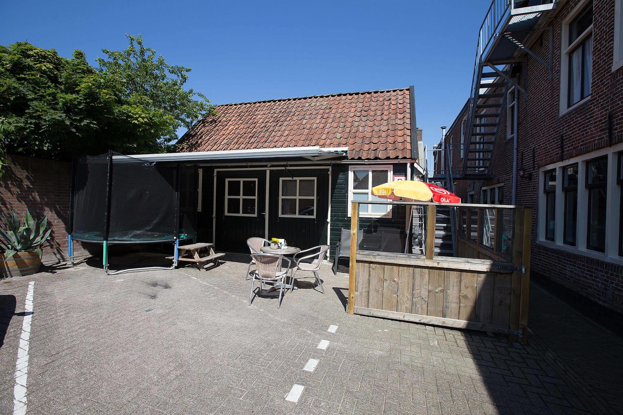 Hotel De Gouden Klok Leeuwarden Exteriér fotografie
